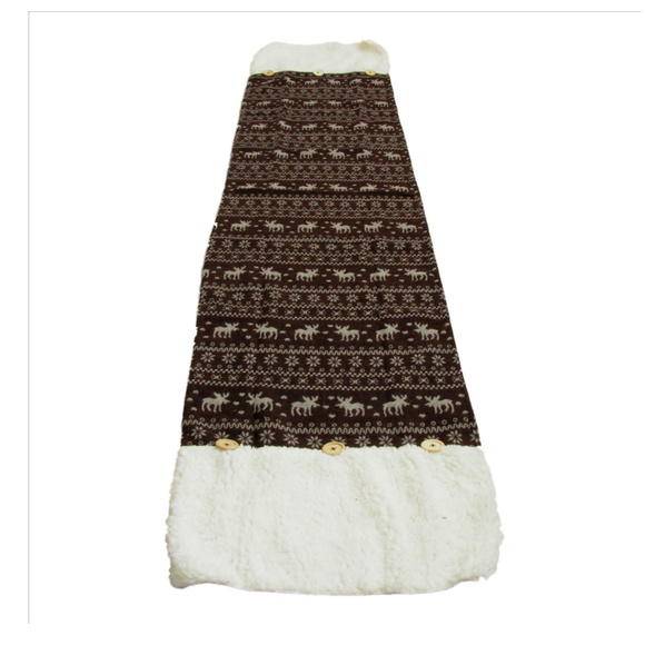 NWT Holiday Moose Table Runner Dark Brown - Picture 1 of 2